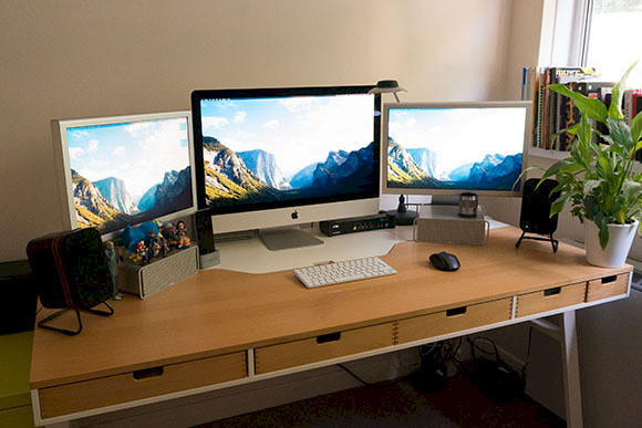 refresh an old mac add a secondor thirddisplay